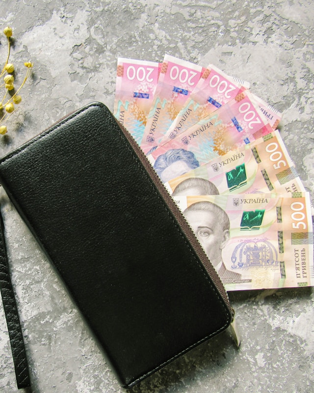 Set Clear Financial Goals